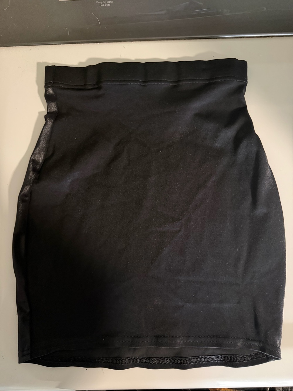 Retired Blackmilk wet look bodycon miniskirt size m - Picture 2 of 4